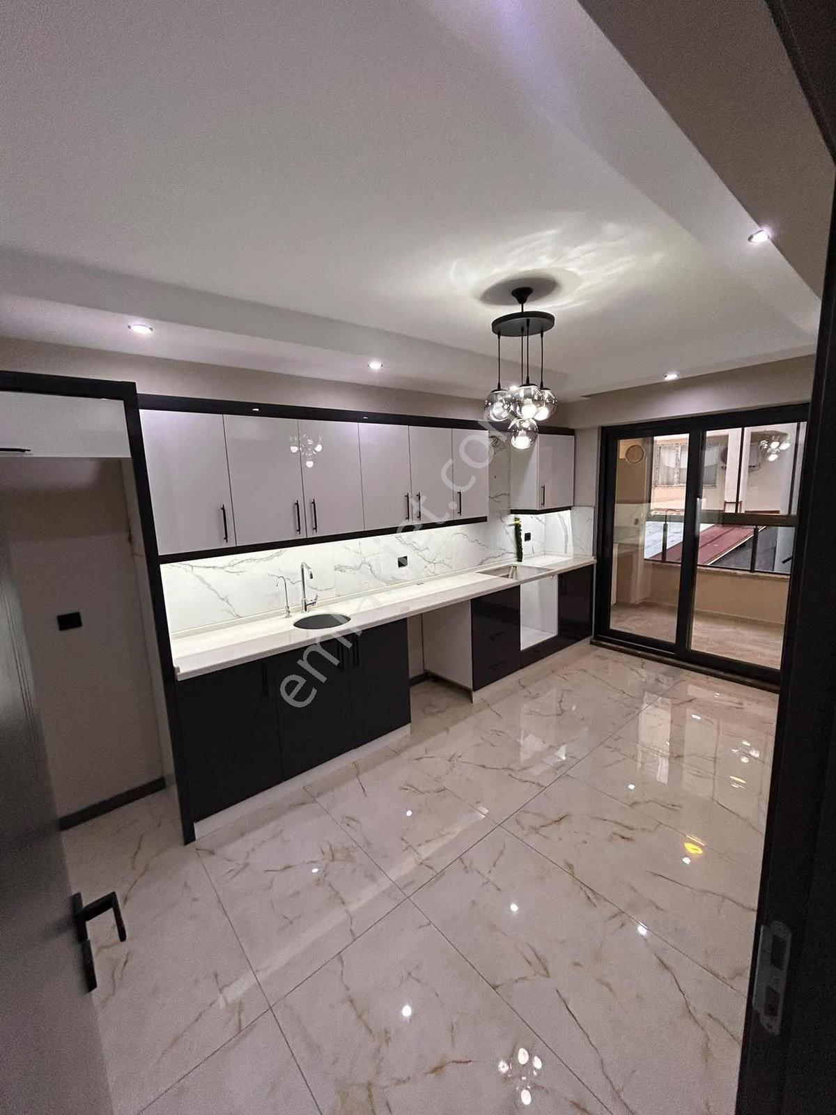 Manisa Alaşehir Satılık 3+1 Kapalı Mutfak — fotoğraf 4
