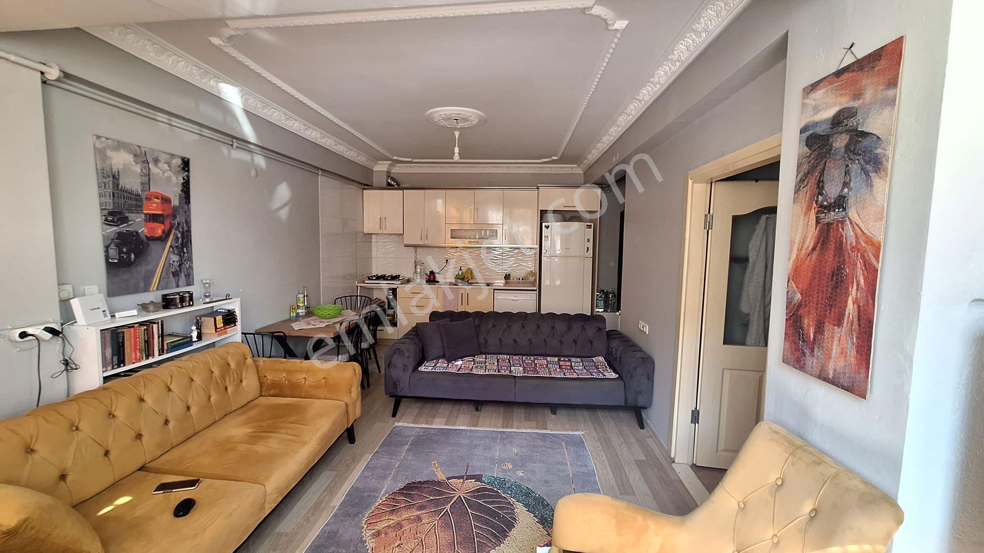 Remax Smyrna'dan Yaylacık Mah. 2+1 Satılık Daire — fotoğraf 3