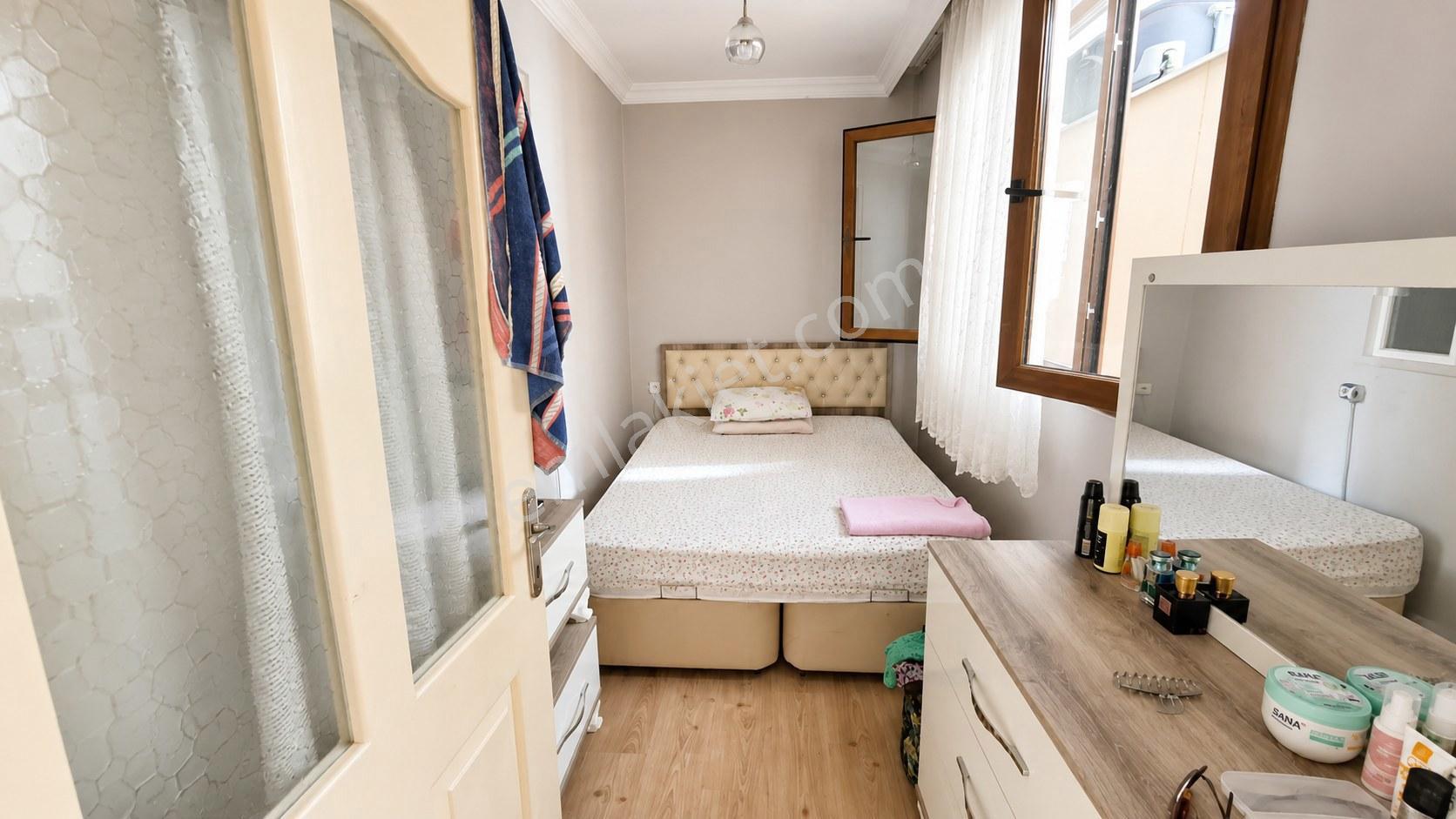 Remax Smyrna'dan Yaylacık Mah. 2+1 Satılık Daire — fotoğraf 5