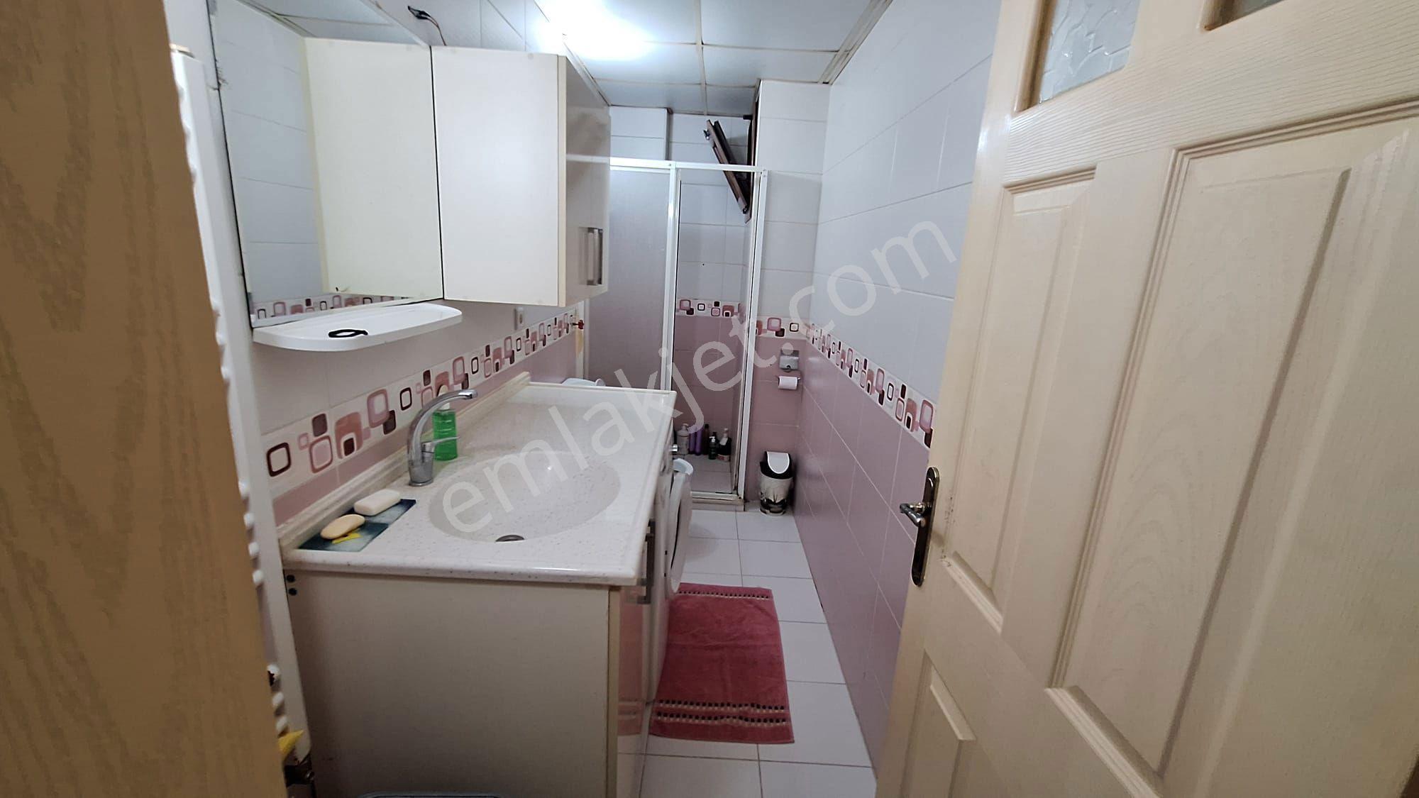 Remax Smyrna'dan Yaylacık Mah. 2+1 Satılık Daire — fotoğraf 9