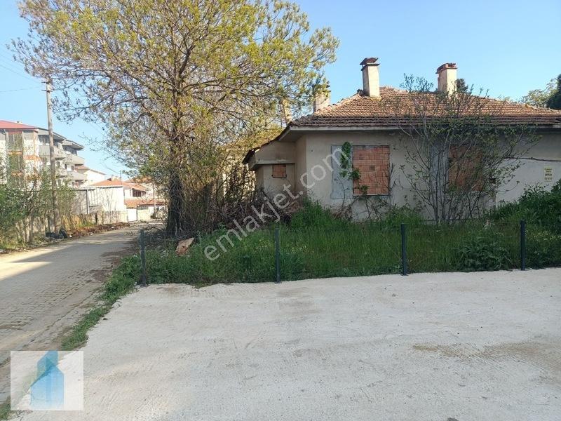 Kazımdirk Mh 554m2 %40. 4 Kat İmarlı Satılık Arsa — fotoğraf 3