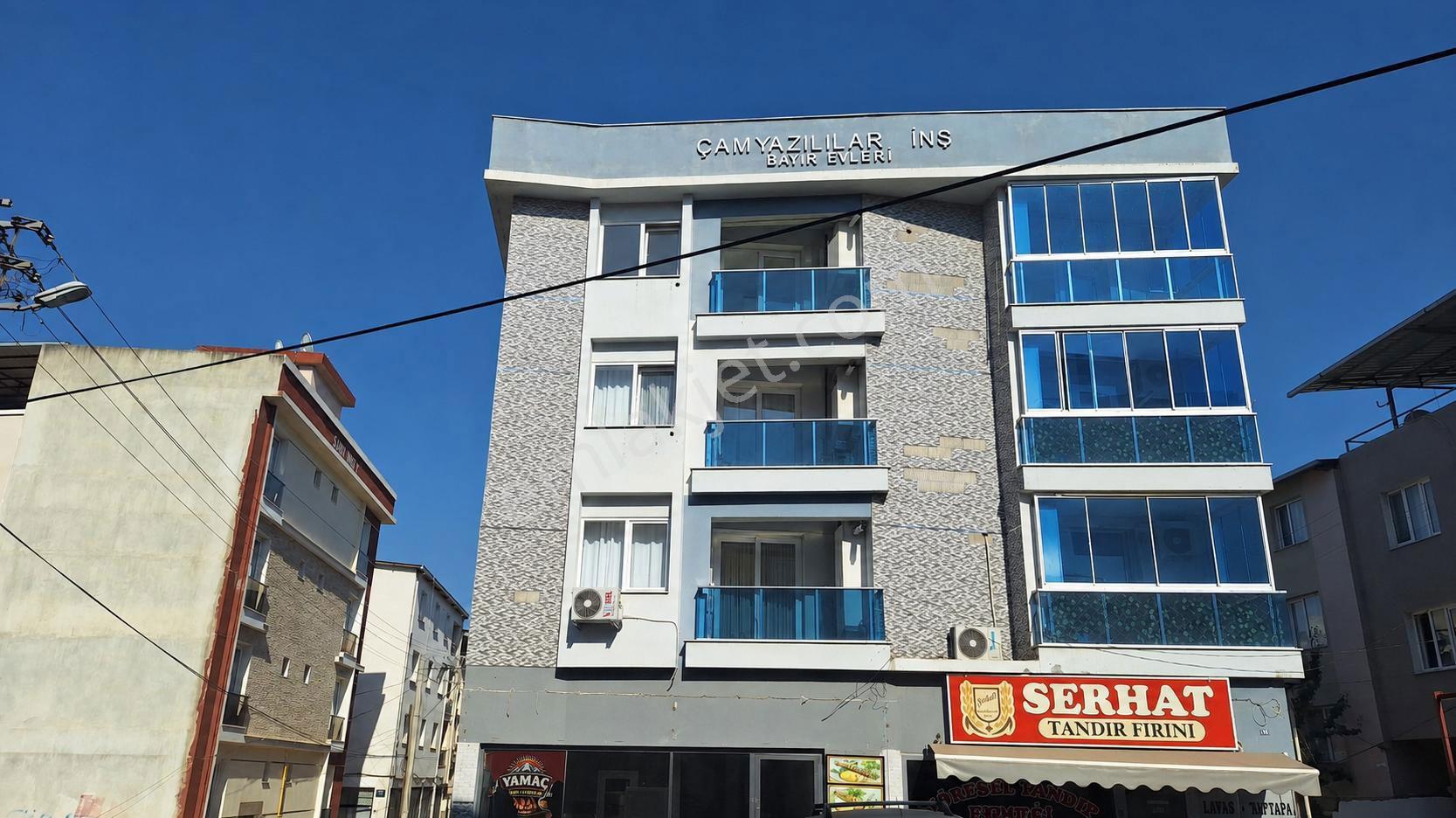Buca Yıldız Mah.7 Yaşında Satılık 2+1 Daıre
