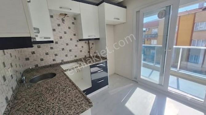 Buca Yıldız Mah.7 Yaşında Satılık 2+1 Daıre — fotoğraf 11