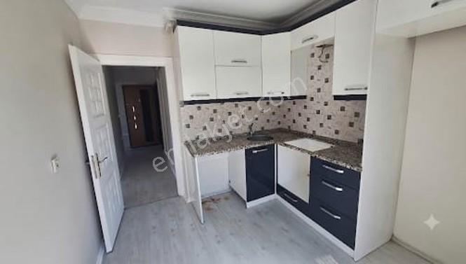 Buca Yıldız Mah.7 Yaşında Satılık 2+1 Daıre — fotoğraf 12
