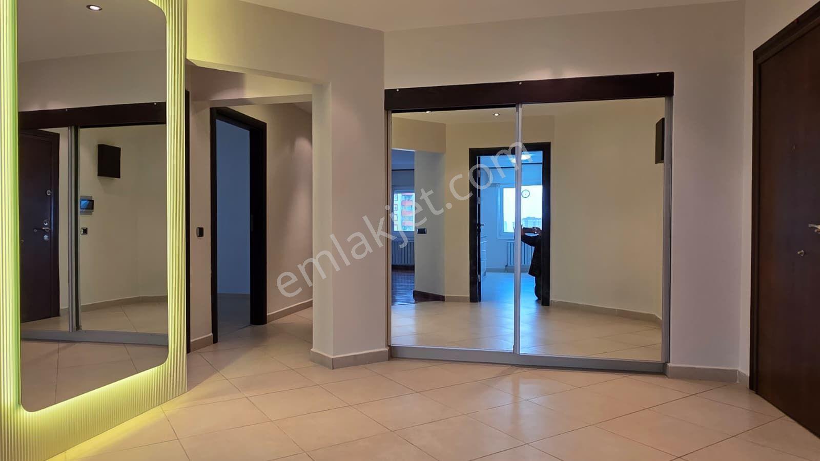 Ataşehir Ata Blokları'nda Boş / Masrafsız Satılık 3+1 Daire — fotoğraf 13