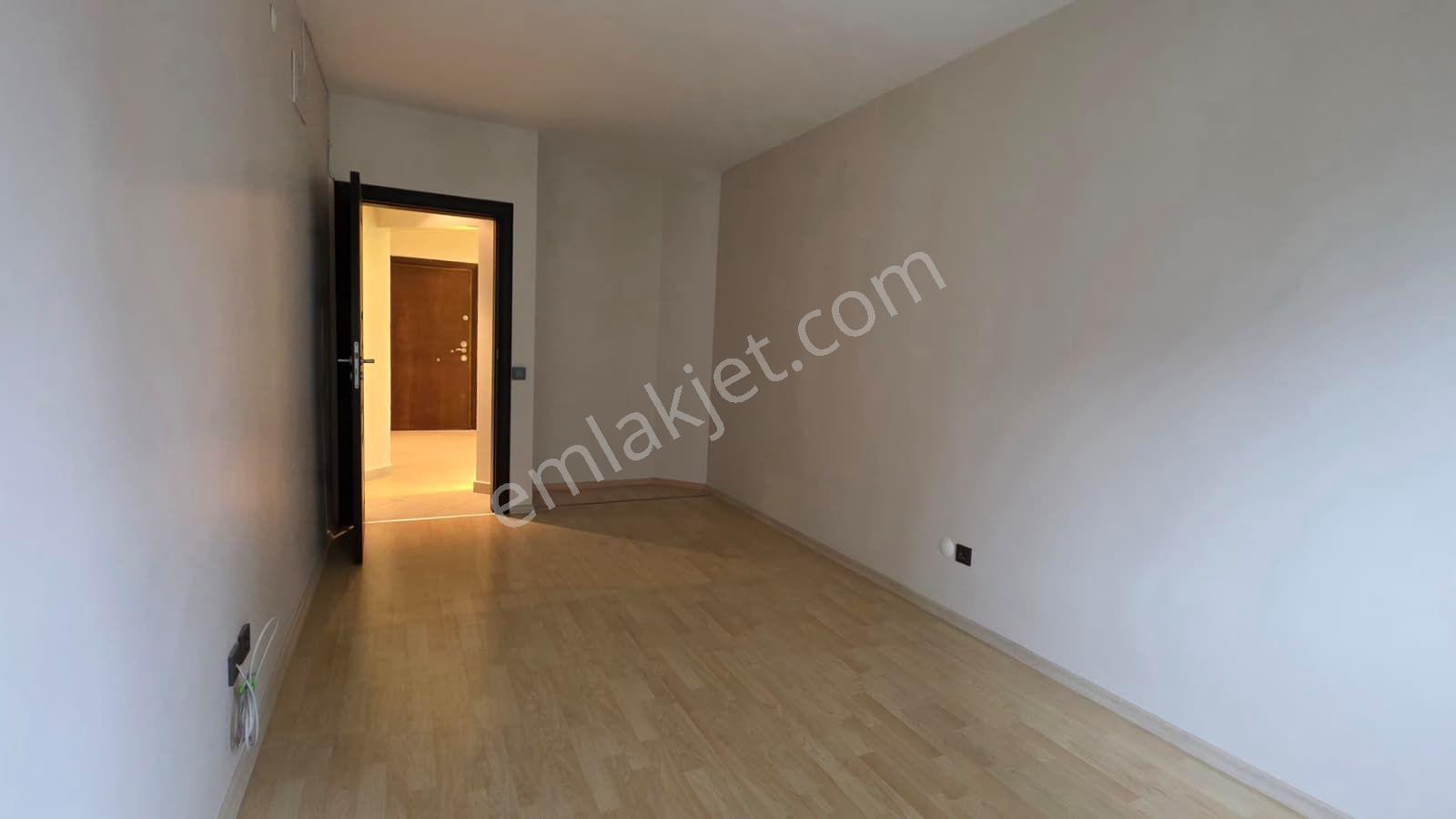 Ataşehir Ata Blokları'nda Boş / Masrafsız Satılık 3+1 Daire — fotoğraf 27
