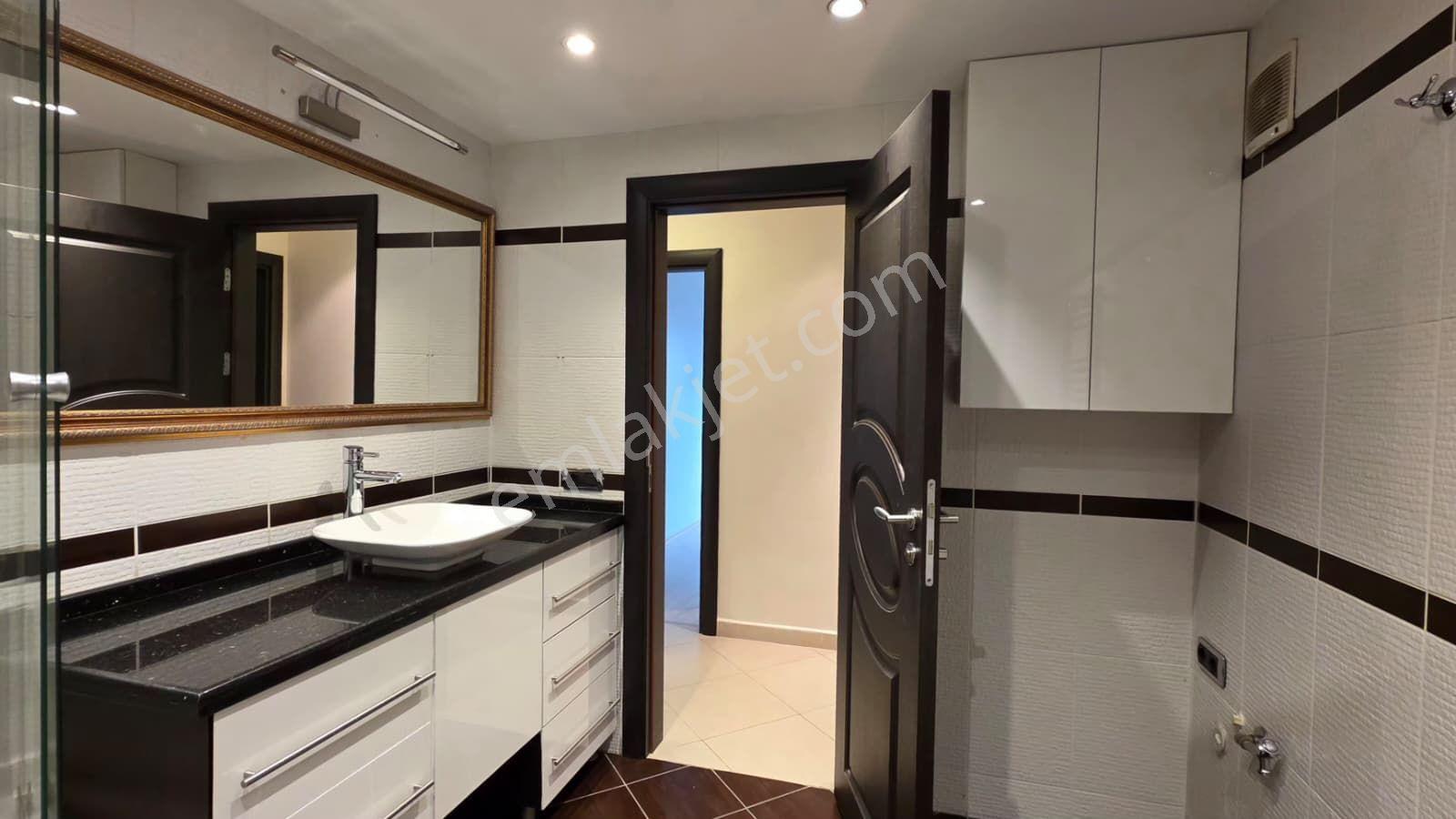 Ataşehir Ata Blokları'nda Boş / Masrafsız Satılık 3+1 Daire — fotoğraf 29