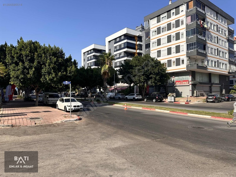 Uncalı Ana Cadde Üzerinde Ara Kat Site İçi Geniş Doğalgazl — fotoğraf 3