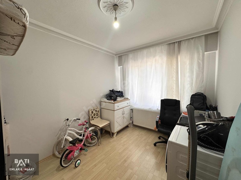 Uncalı Ana Cadde Üzerinde Ara Kat Site İçi Geniş Doğalgazl — fotoğraf 24