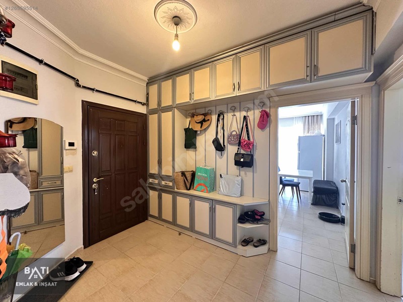Uncalı Ana Cadde Üzerinde Ara Kat Site İçi Geniş Doğalgazl — fotoğraf 26
