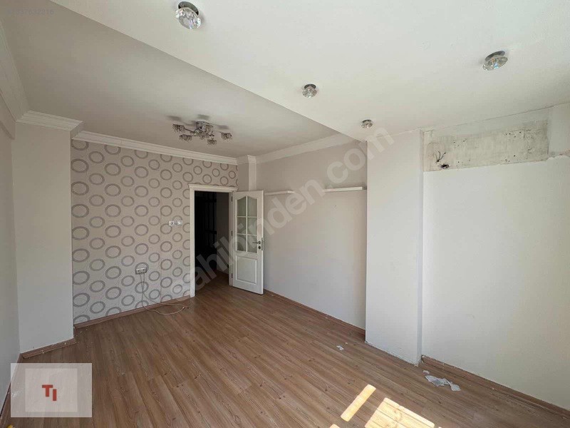 Ti Group Huzurevleri Metroya Yakın 3+1 Dogalgazlı Masrafsız — fotoğraf 12