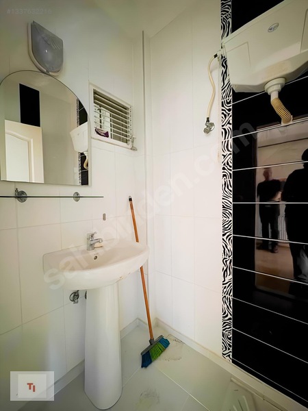 Ti Group Huzurevleri Metroya Yakın 3+1 Dogalgazlı Masrafsız — fotoğraf 16