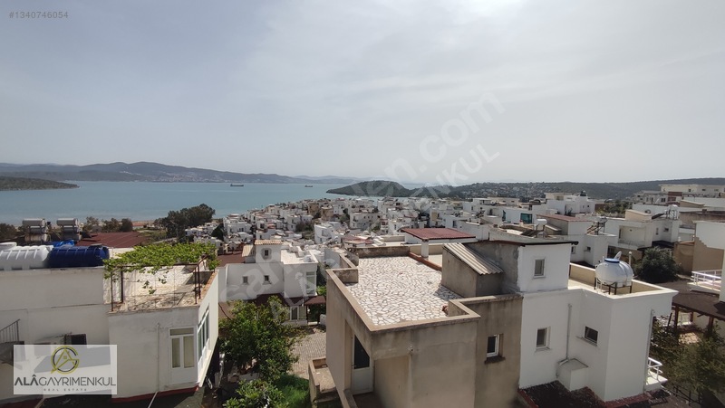 Alâ'dan Deniz Manzaralı 3+1 İkiz Villa