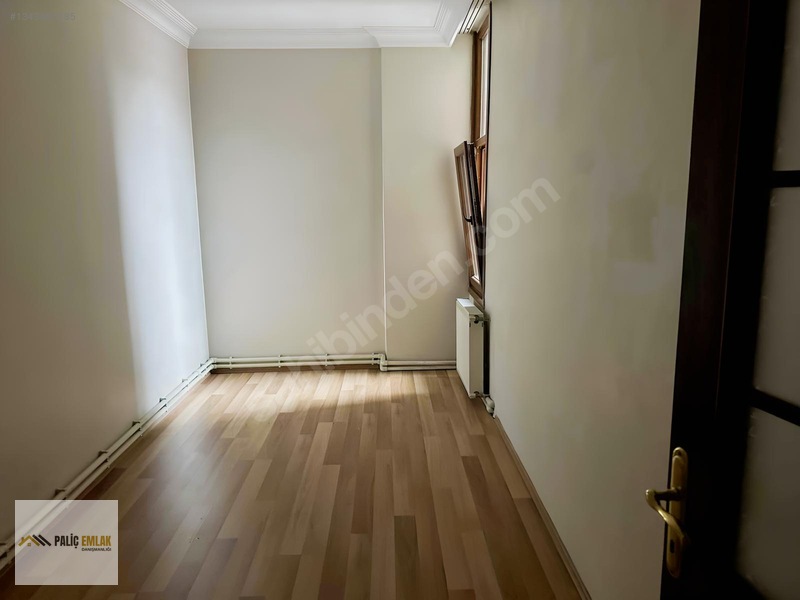 Paliç Emlak Danışmanlığı'ndan Şehir Merkezinde Kiralık 3+1 — fotoğraf 4
