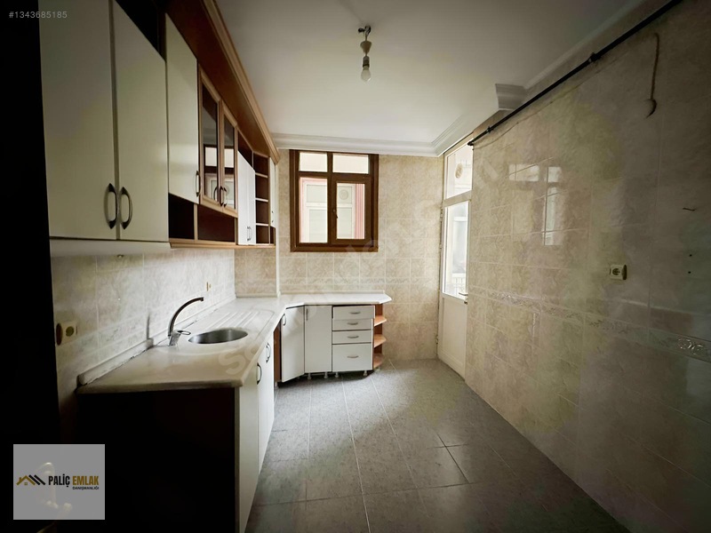 Paliç Emlak Danışmanlığı'ndan Şehir Merkezinde Kiralık 3+1 — fotoğraf 6