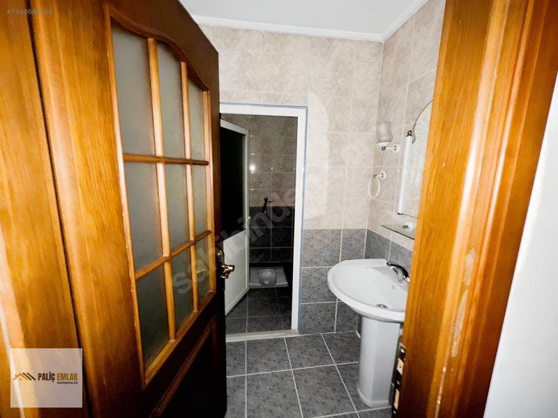 Paliç Emlak Danışmanlığı'ndan Şehir Merkezinde Kiralık 3+1 — fotoğraf 26