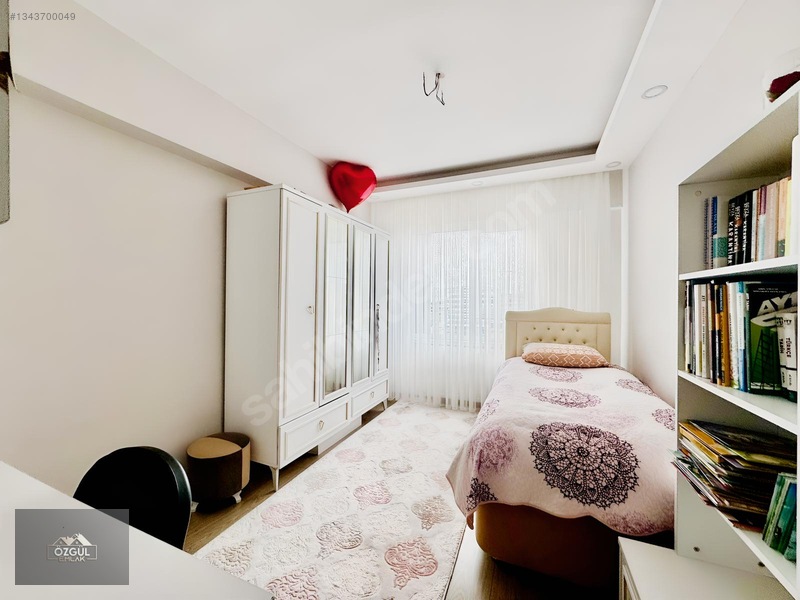 Özgül Emlak'tan Lüx Sitede Çift Banyolu G.odalı Full Yapılı 4+1 — fotoğraf 21