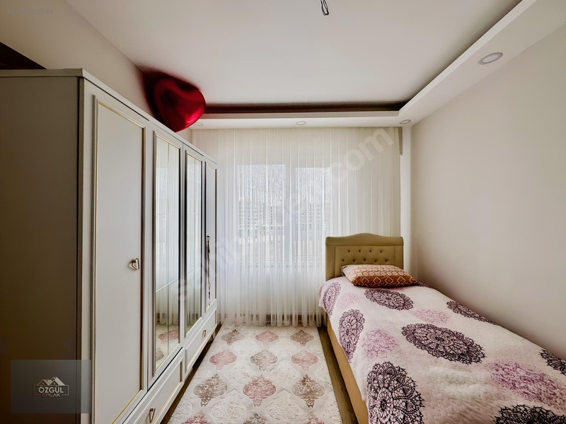 Özgül Emlak'tan Lüx Sitede Çift Banyolu G.odalı Full Yapılı 4+1 — fotoğraf 23