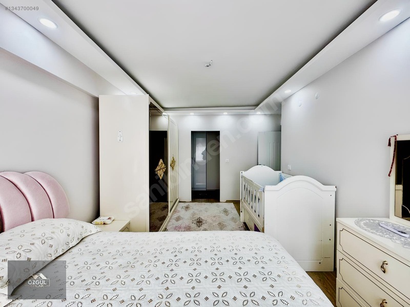 Özgül Emlak'tan Lüx Sitede Çift Banyolu G.odalı Full Yapılı 4+1 — fotoğraf 31