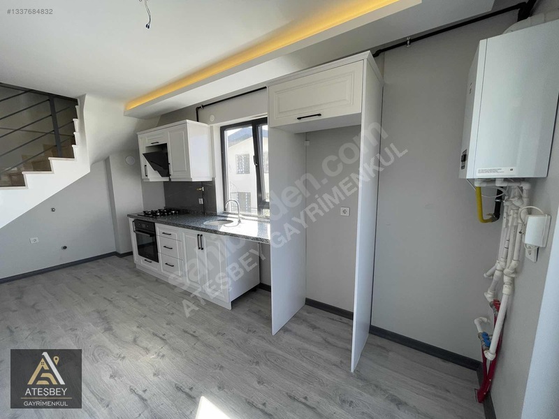 İncek'te Vadi Manzaralı Ferah Lüks 2+1 Dubleks Daire — fotoğraf 2