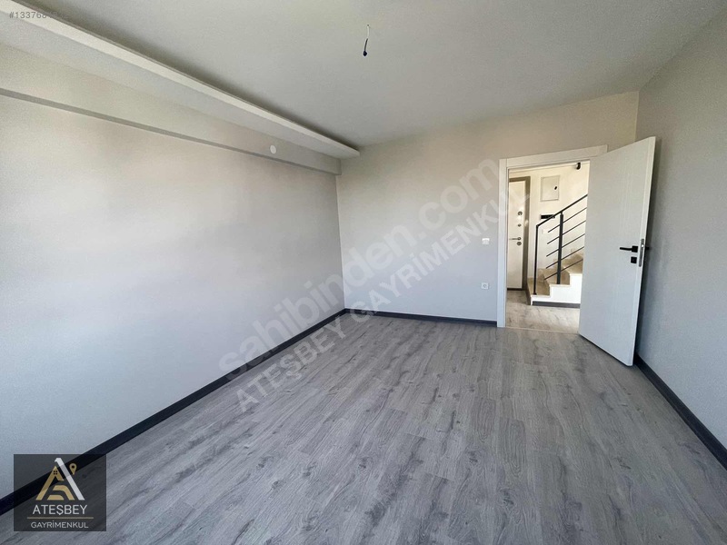İncek'te Vadi Manzaralı Ferah Lüks 2+1 Dubleks Daire — fotoğraf 7