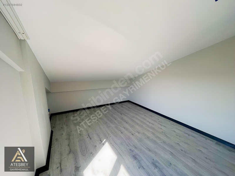 İncek'te Vadi Manzaralı Ferah Lüks 2+1 Dubleks Daire — fotoğraf 15