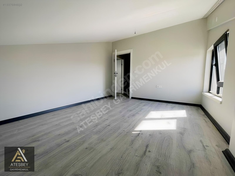İncek'te Vadi Manzaralı Ferah Lüks 2+1 Dubleks Daire — fotoğraf 16