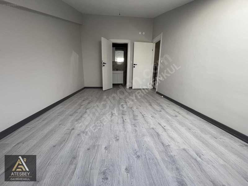 İncek'te Vadi Manzaralı Ferah Lüks 2+1 Dubleks Daire — fotoğraf 19