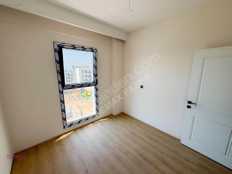Değirmendere Mevkiinde Havuz Manzaralı Ferah 2+1 Satışta... — fotoğraf 10