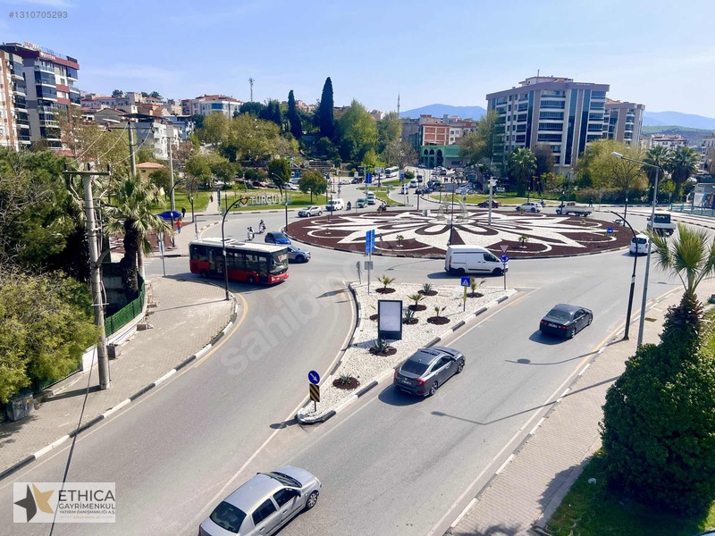 Ana Bulvar Girişinde | Önü Kapanmaz | Full Tadilatlı 3+1 — fotoğraf 6
