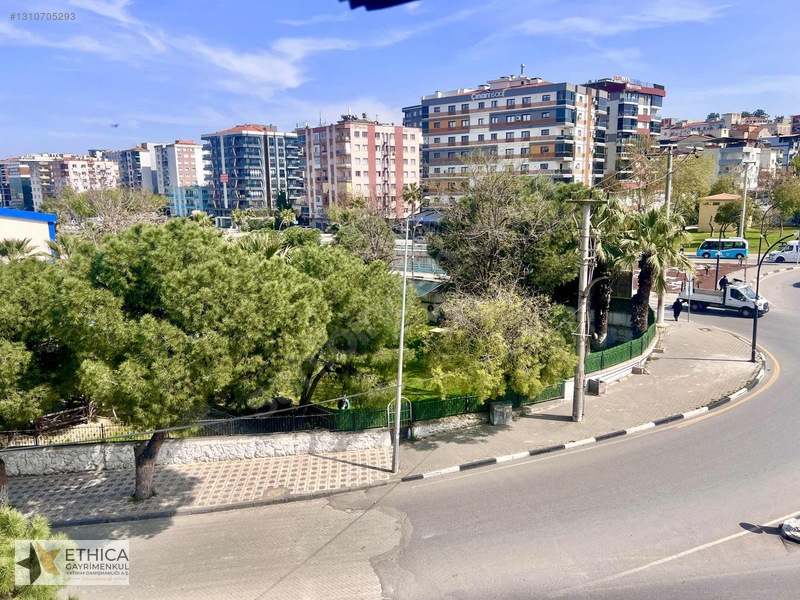 Ana Bulvar Girişinde | Önü Kapanmaz | Full Tadilatlı 3+1 — fotoğraf 8