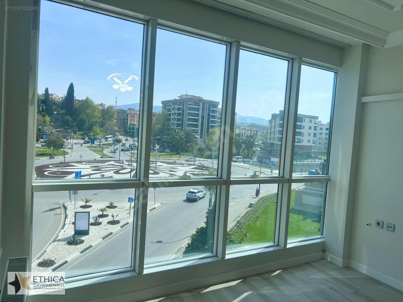 Ana Bulvar Girişinde | Önü Kapanmaz | Full Tadilatlı 3+1 — fotoğraf 9