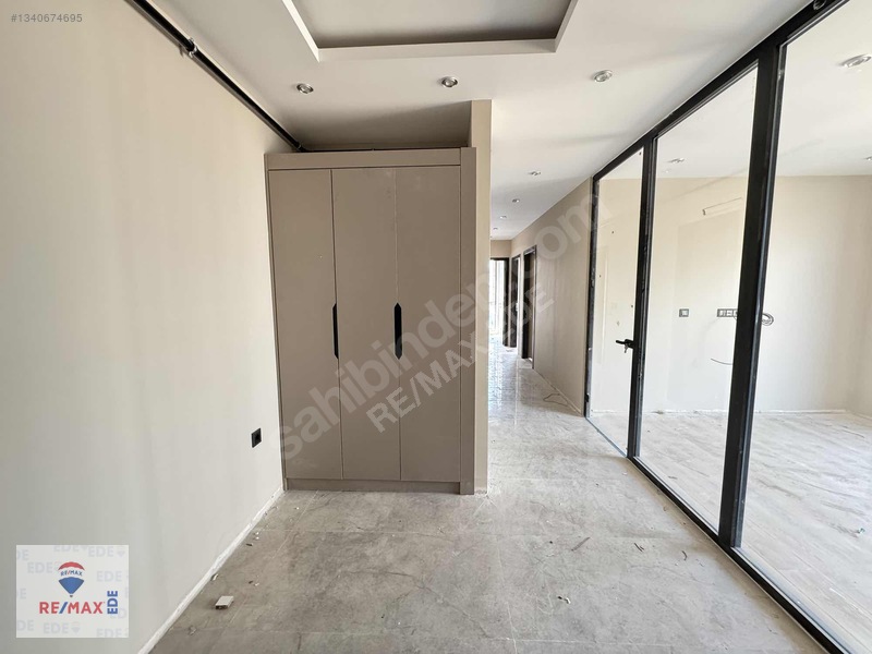 Re/max Ede'den Belediye Civarı Kiralık 3+0 Ofis — fotoğraf 2