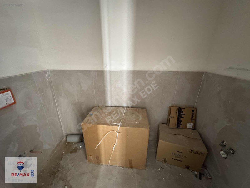 Re/max Ede'den Belediye Civarı Kiralık 3+0 Ofis — fotoğraf 18