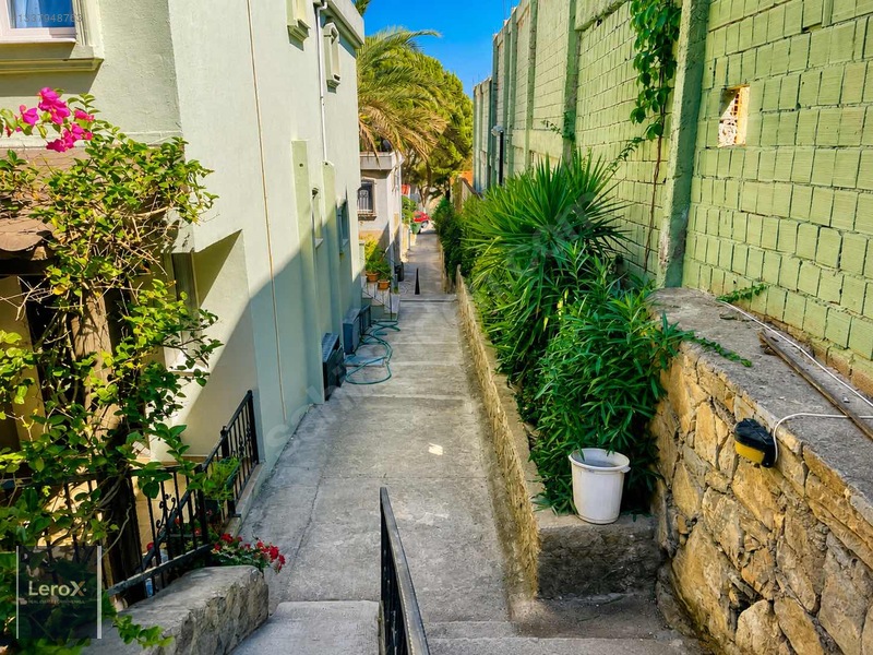 Bodrum Türkbükü'nde Manzaralı,havuzlu Sitede 2+1 Kiralık Daire — fotoğraf 10