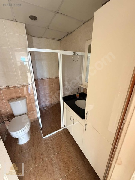 Güneykntte Tramvya Üniversitye Yakın 3 Cepheli 3+1 Satılık Daire — fotoğraf 20