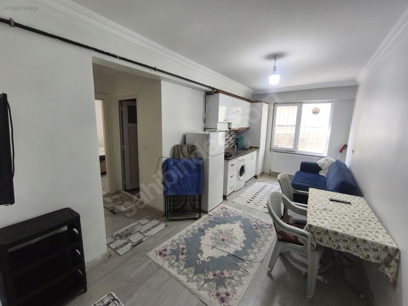 Ceren Emlaktan Piazzaya Yakın Kombili Daire