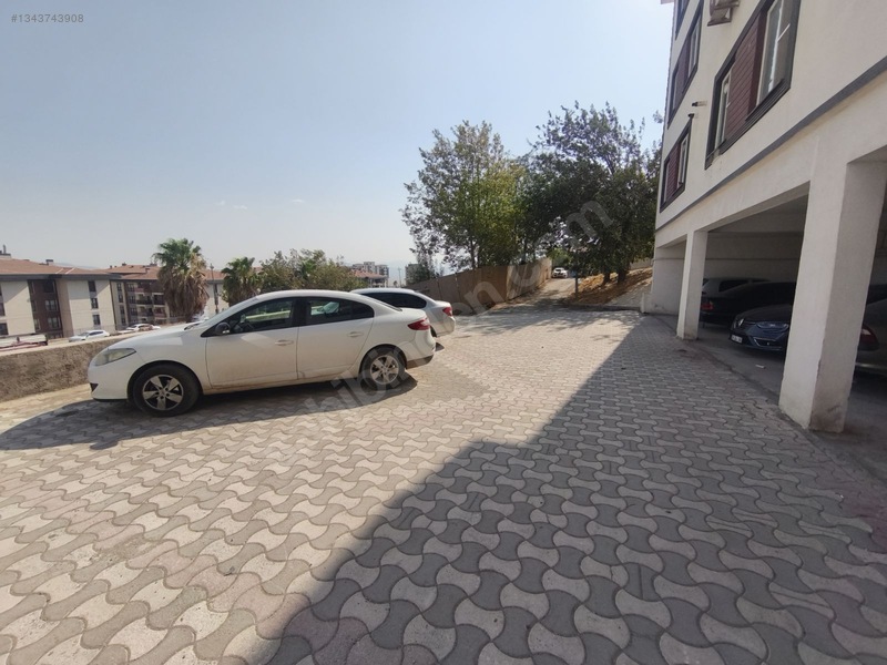 Ceren Emlaktan Piazzaya Yakın Kombili Daire — fotoğraf 9