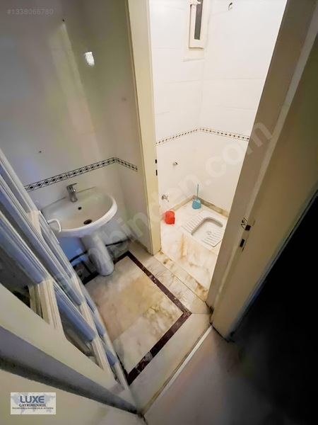 Shımall Otel Civarı Satılık Geniş Bakımlı Fırsat Daire!!!!!! — fotoğraf 14