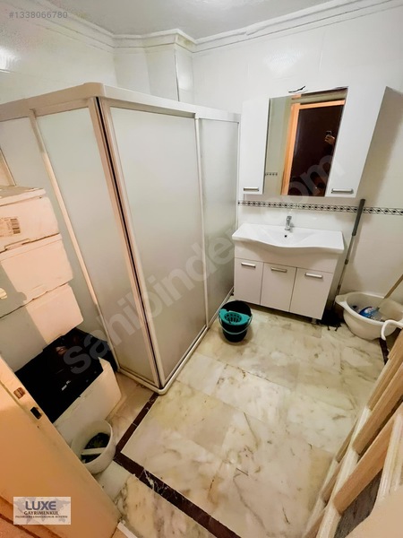 Shımall Otel Civarı Satılık Geniş Bakımlı Fırsat Daire!!!!!! — fotoğraf 17