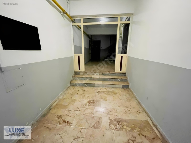 Shımall Otel Civarı Satılık Geniş Bakımlı Fırsat Daire!!!!!! — fotoğraf 29