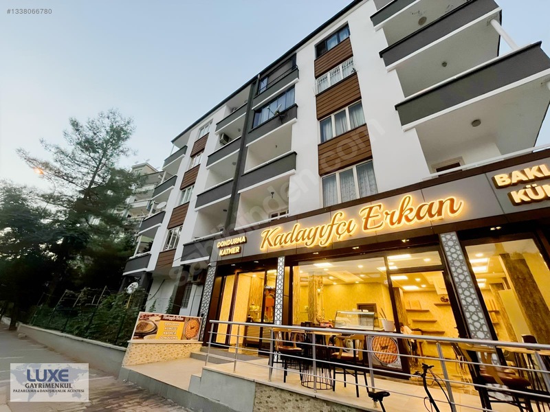 Shımall Otel Civarı Satılık Geniş Bakımlı Fırsat Daire!!!!!! — fotoğraf 31