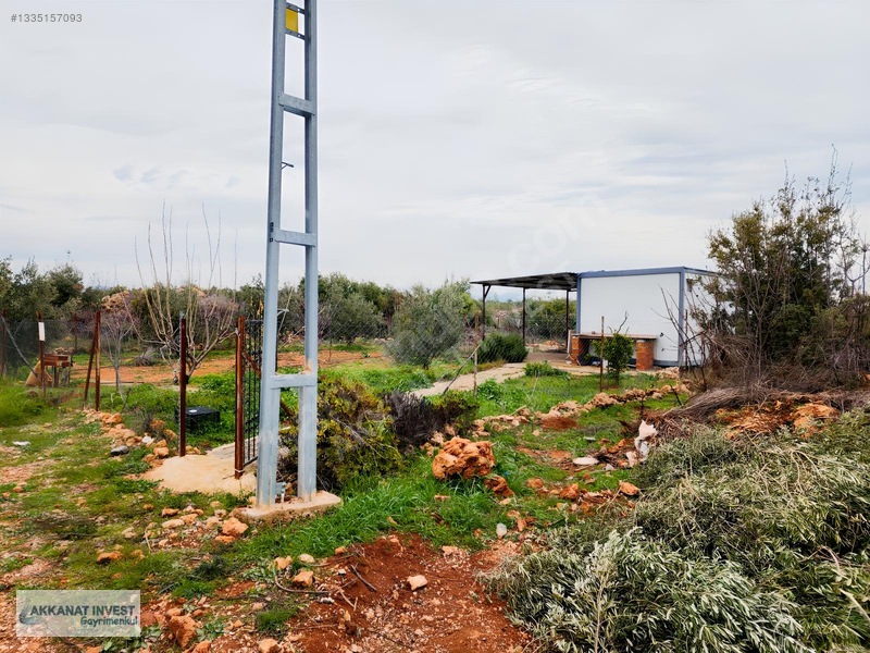 Başköy De Konut-villa İmarlı Konteynerli Tel Örgülü 303 M2 Arsa — fotoğraf 6