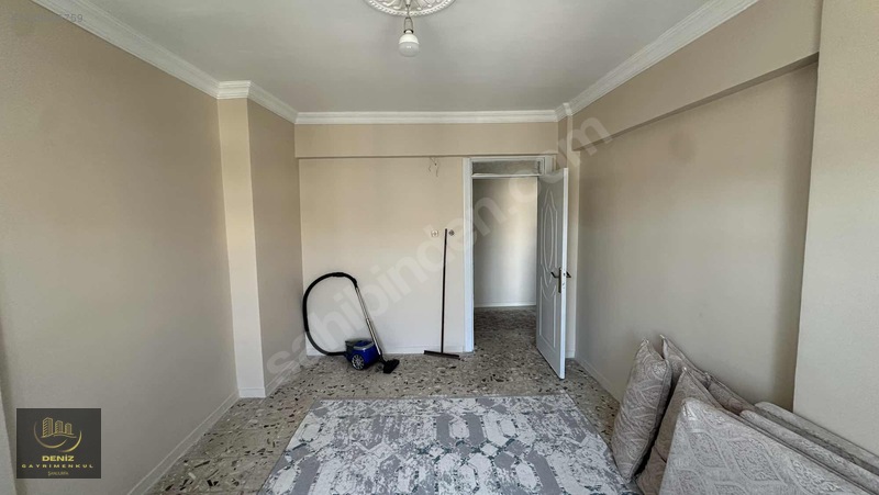 Deniz'den Ertuğrul Gazi Mah Satılık+3+1 Üst Kat+bakımlı Daire — fotoğraf 2
