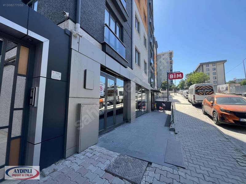 Maslakçeşme Caddesinin Dibinde 400 Mt² Kiralık Dükkan-depo — fotoğraf 3