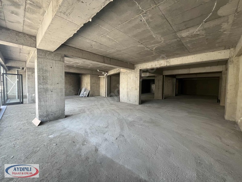 Maslakçeşme Caddesinin Dibinde 400 Mt² Kiralık Dükkan-depo — fotoğraf 5