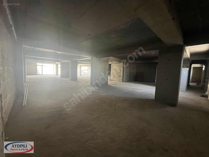 Maslakçeşme Caddesinin Dibinde 400 Mt² Kiralık Dükkan-depo — fotoğraf 9