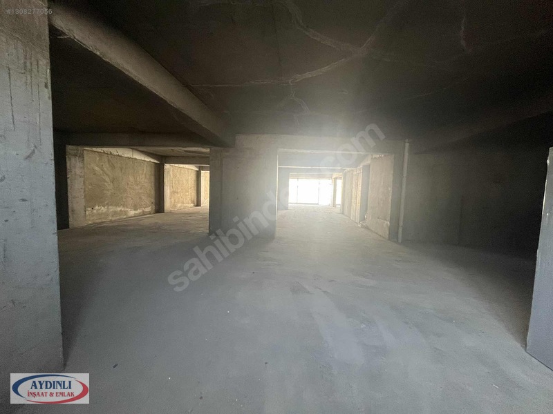 Maslakçeşme Caddesinin Dibinde 400 Mt² Kiralık Dükkan-depo — fotoğraf 11