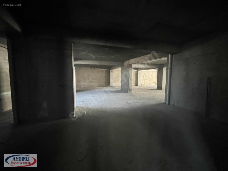 Maslakçeşme Caddesinin Dibinde 400 Mt² Kiralık Dükkan-depo — fotoğraf 12