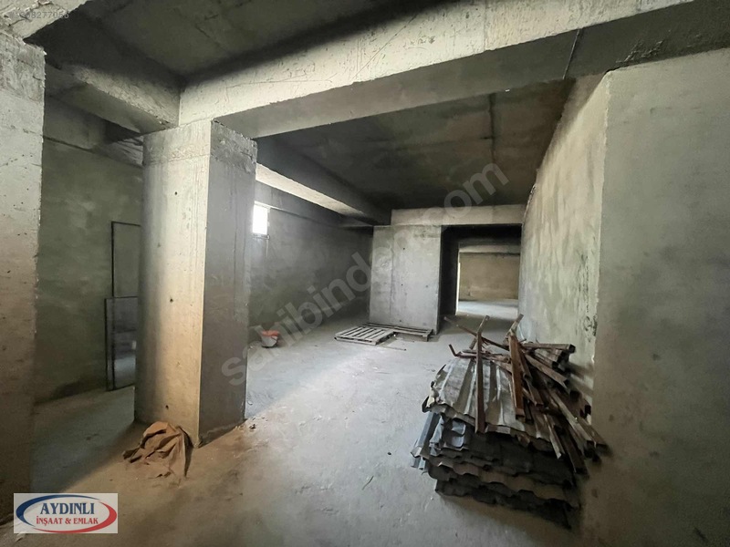 Maslakçeşme Caddesinin Dibinde 400 Mt² Kiralık Dükkan-depo — fotoğraf 14